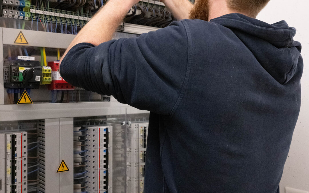 Elektroinstallateur/in 100%